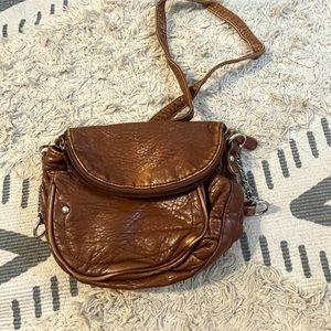 Leather cross bag